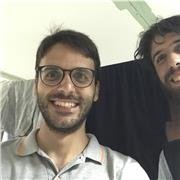 Laureando in matematica pura ma con ampie conoscenze di matematica applicata e di fisica impartisce lezioni private a 15 euro all’ora